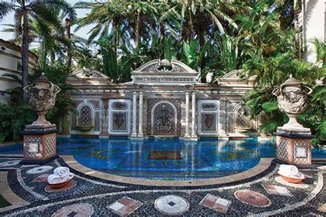 gianni versace e relazione handrew|gianni versace architecture.